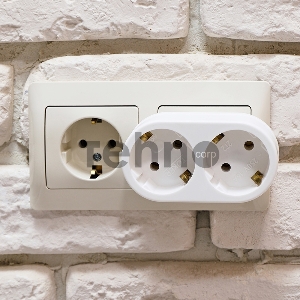 Двойник электрический 16 А с заземлением белый REXANT