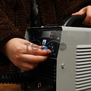 Сварочный полуавтомат Deko DKWM200A MIG-MAG/ММА 5.6кВт