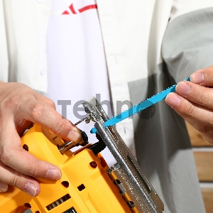 Лобзик Deko DKJS1000 Laser +1пил. 1000Вт 3000ходов/мин от электросети (кейс в комплекте)