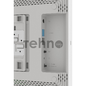 Точка доступа Keenetic Voyager Pro Pack  (KN-3510) с Mesh Wi-Fi 6 AX1800, анализатором спектра Wi-Fi, 2-портовым Smart-коммутатором, переключателем режима роутер/ретранслятор и питанием Power over Ethernet (БП не входят в комплект)