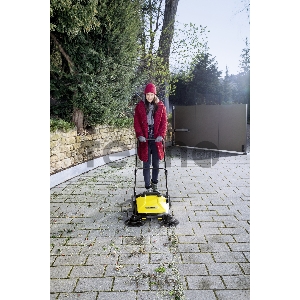 Ручная подметальная машина Karcher S 4 Twin Ручная подметальная машина Karcher S 4 Twin