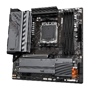 Материнская плата Gigabyte B650M GAMING X AX, Socket AM5, AMD B650, 4xDDR5-5200, HDMI+DP+DP, 1xPCI-Ex16, 1xPCI-Ex1, 4xSATA3(RAID 0/1/10), 2xM.2, 8 Ch Audio, 2.5GLan, WiFi, (4+4)xUSB2.0, (3+2)xUSB3.2, (1+1)xUSB3.2 Type-C™, 1xPS/2, mATX, RTL {}