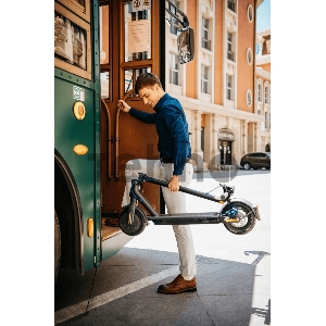 Электросамокат Xiaomi Mi Electric Scooter 3 Электросамокат Xiaomi Mi Electric Scooter 3