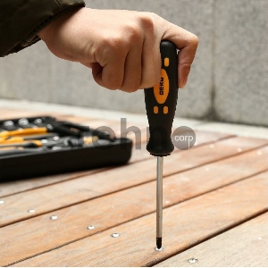 Набор инструментов Deko DKMT63 63 предмета (жесткий кейс)